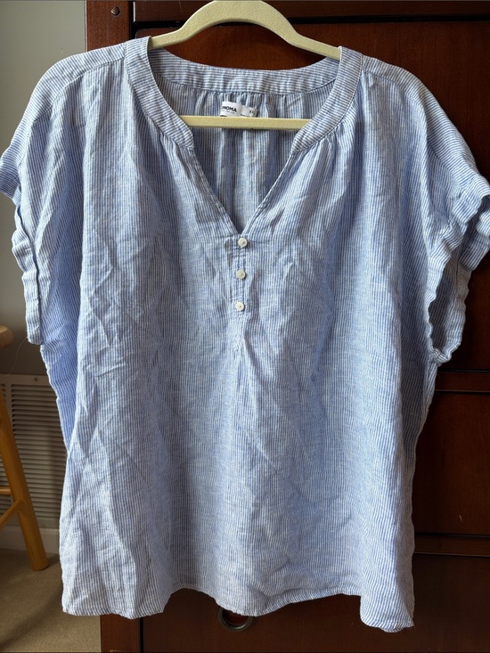 Sonoma Goods For Life Tops - Light Blue Striped Women's Short-Sleeve Linen Shirt